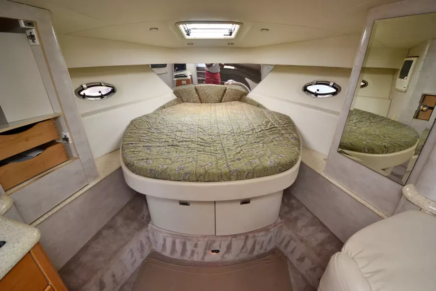 V Berth