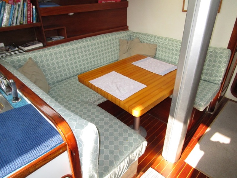 1987 Gulfstar Sloop
