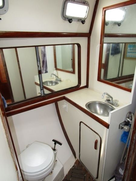 1987 Gulfstar Sloop
