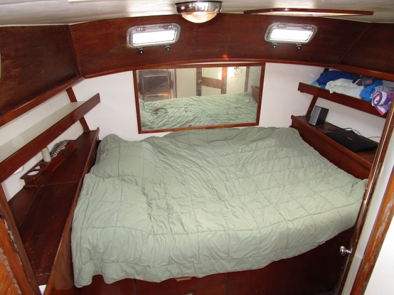 1987 Gulfstar Sloop