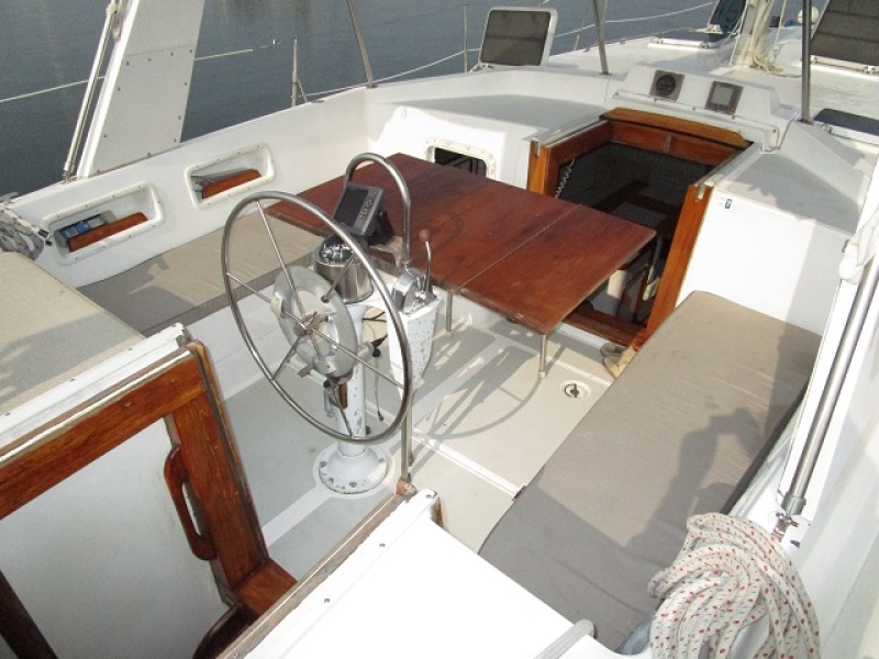 1987 Gulfstar Sloop