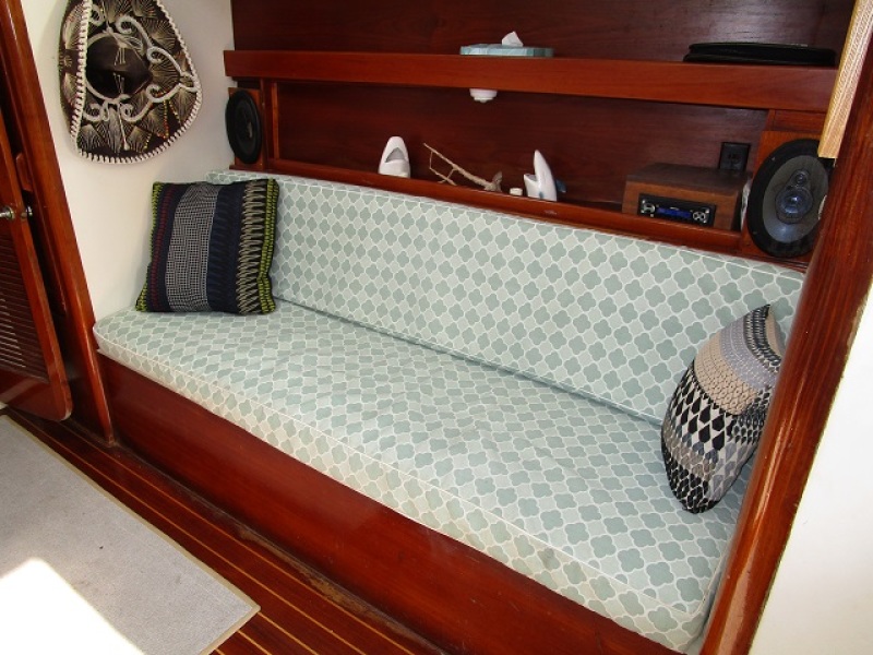 1987 Gulfstar Sloop