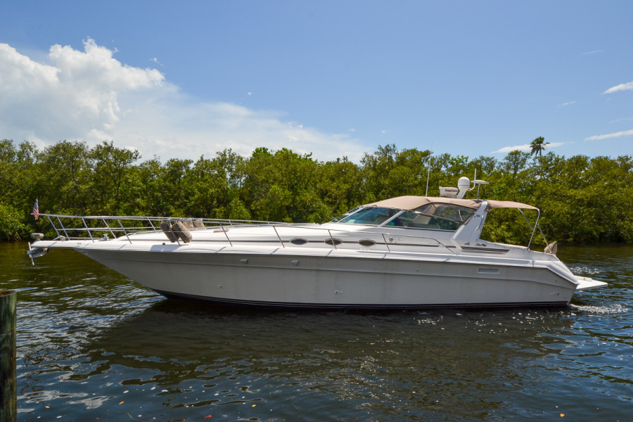 1994 Sea Ray 440 Sundancer