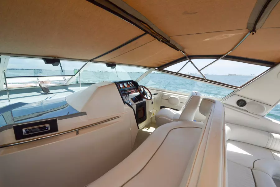 Helm Seating
