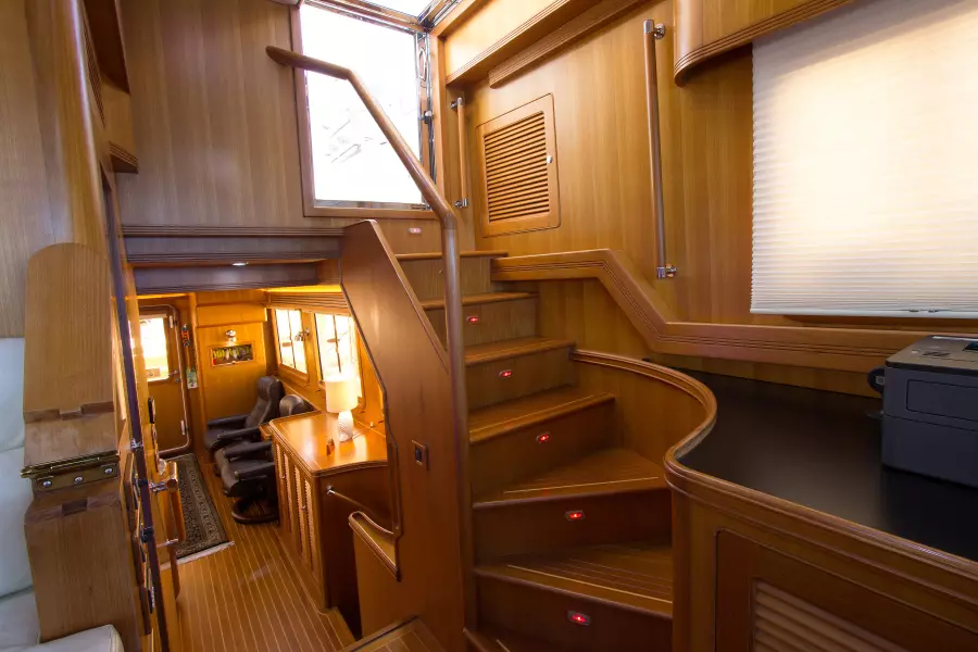 Flybridge Stairs