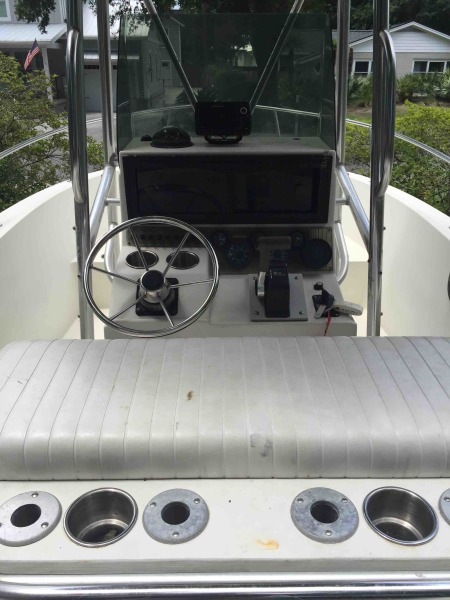 1991 Stratos 20 Center Console