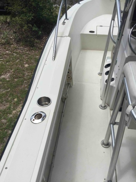 1991 Stratos 20 Center Console