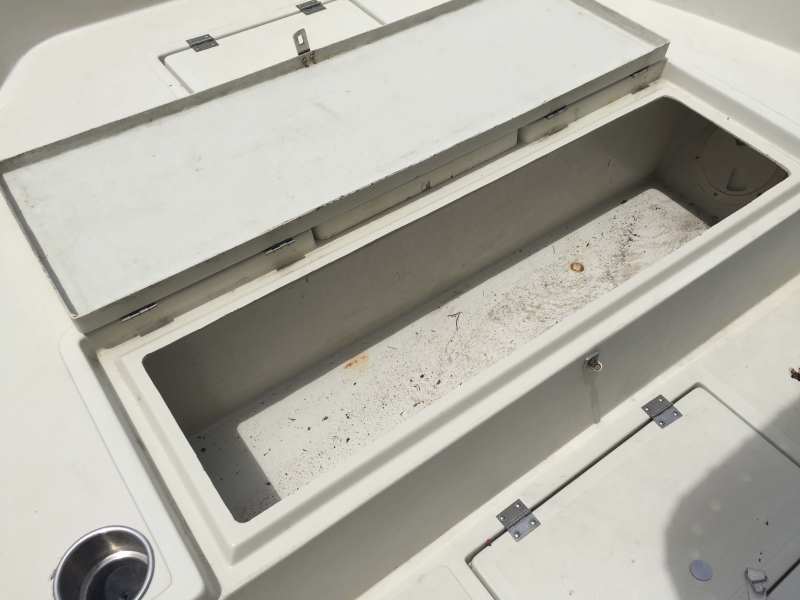 1991 Stratos 20 Center Console