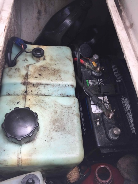1991 Stratos 20 Center Console
