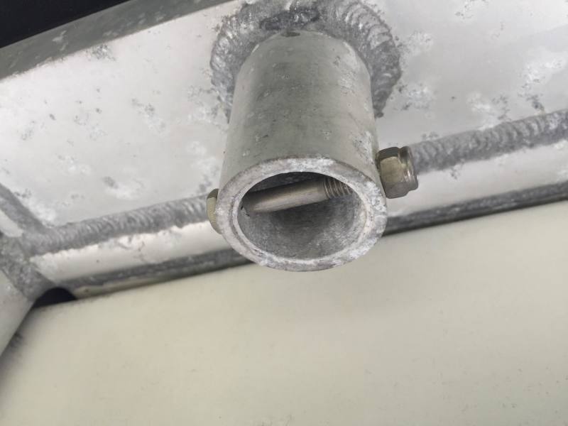 1991 Stratos 20 Center Console