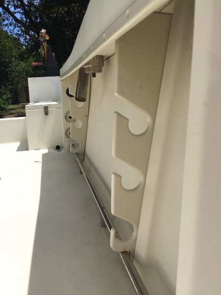 1991 Stratos 20 Center Console