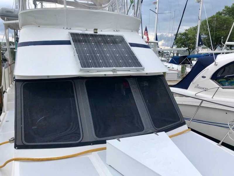 2005 Heritage East Sundeck Trawler