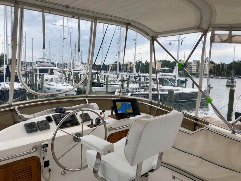 2005 Heritage East Sundeck Trawler