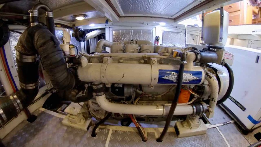 2005 Heritage East Sundeck Trawler