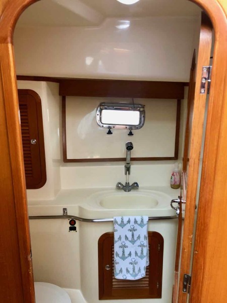 2005 Heritage East Sundeck Trawler