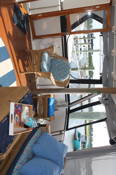 1987 Marine Trader Tradewind