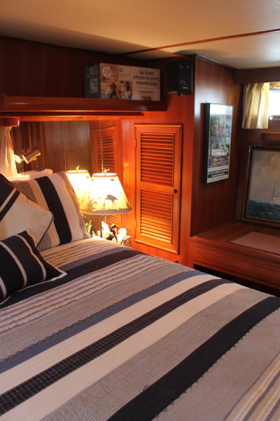 1987 Marine Trader Tradewind