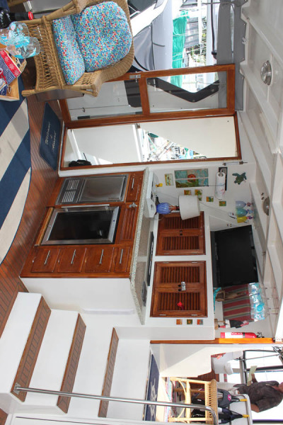 1987 Marine Trader Tradewind