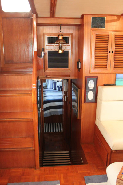 1987 Marine Trader Tradewind