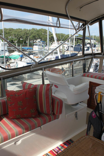 1987 Marine Trader Tradewind