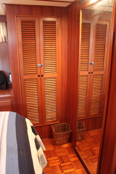 1987 Marine Trader Tradewind