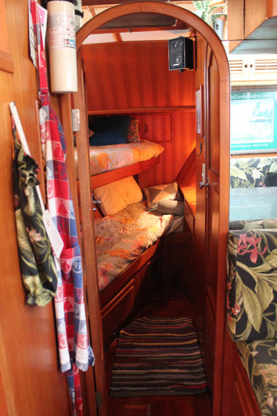 1987 Marine Trader Tradewind