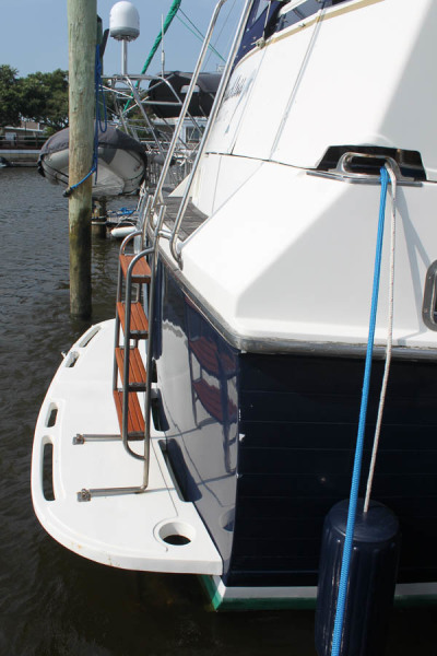 1987 Marine Trader Tradewind