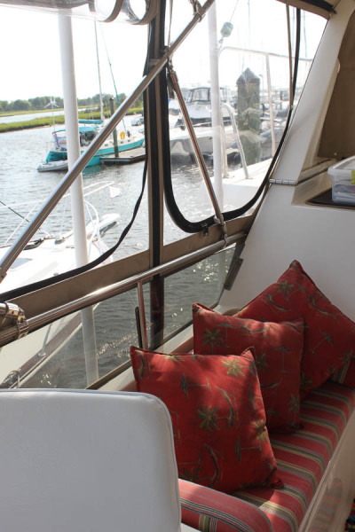 1987 Marine Trader Tradewind