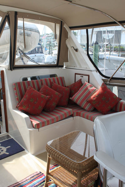 1987 Marine Trader Tradewind