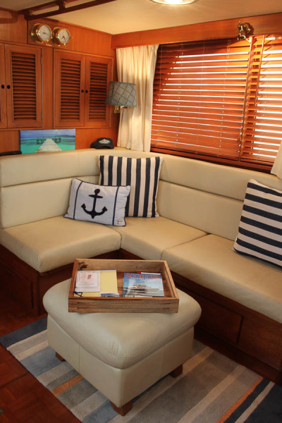 1987 Marine Trader Tradewind