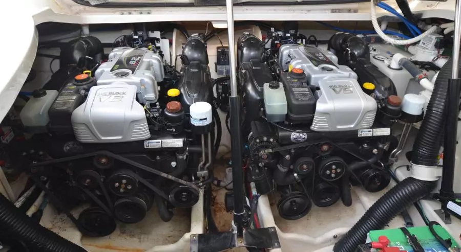 2016 Sea Ray 350 Sundancer