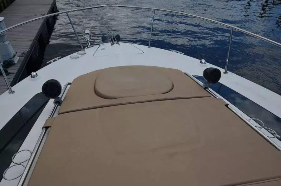 2016 Sea Ray 350 Sundancer