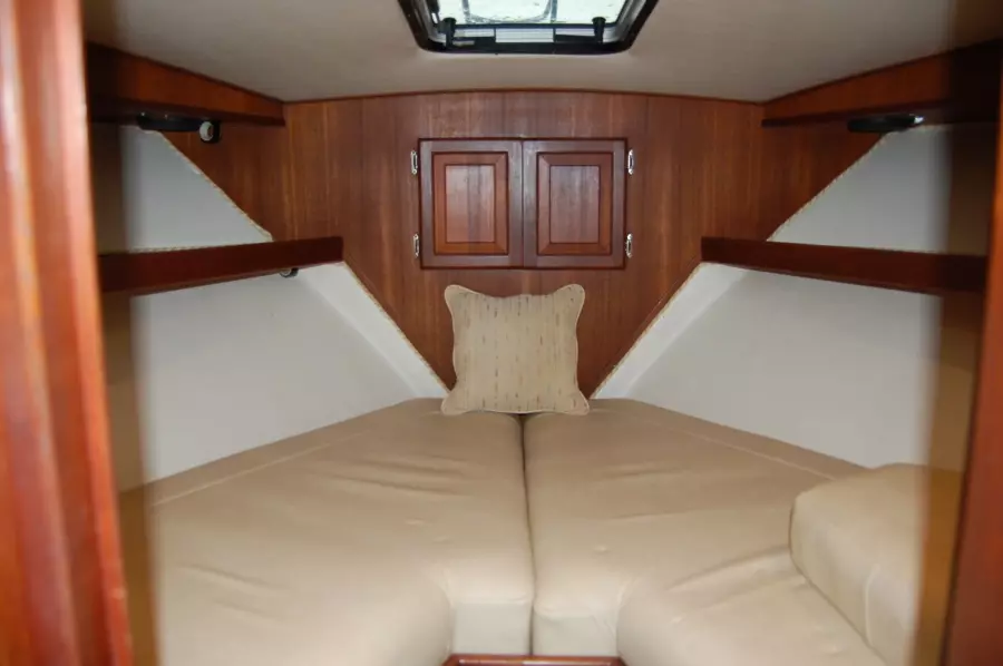 Yellow Dog 35ft Viking Yacht For Sale