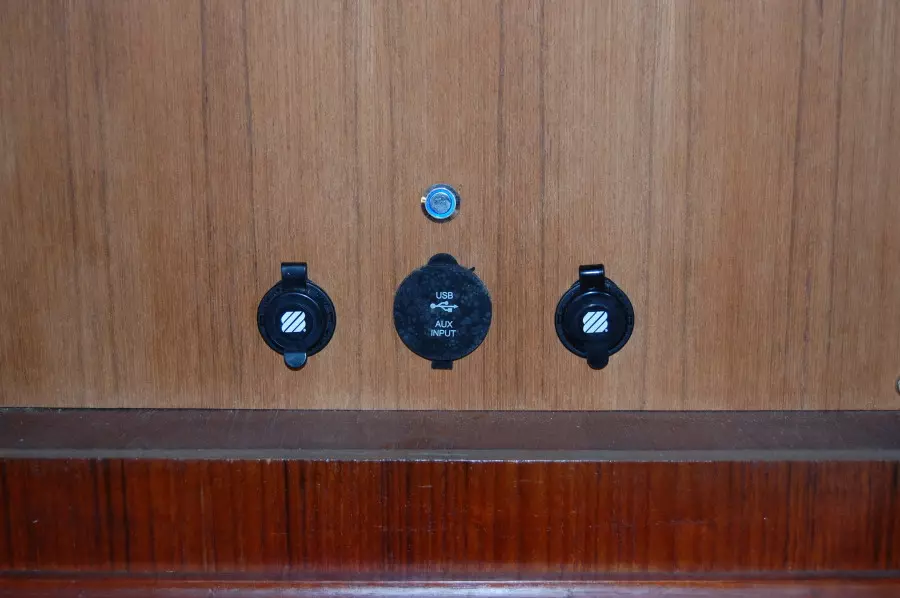 Yellow Dog 35ft Viking Yacht For Sale