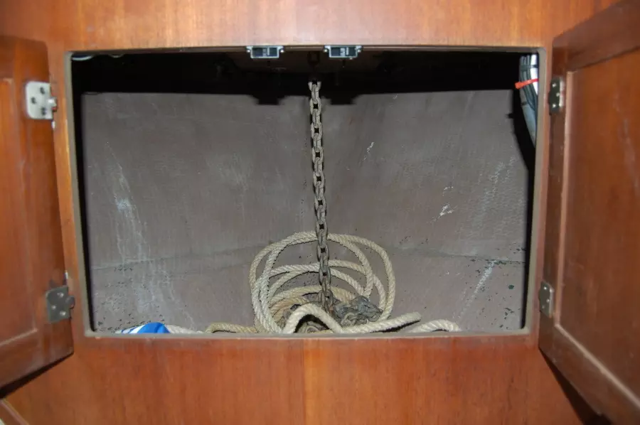 Yellow Dog 35ft Viking Yacht For Sale