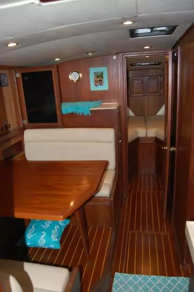 Yellow Dog 35ft Viking Yacht For Sale