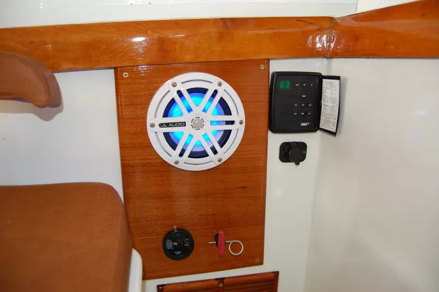 Yellow Dog 35ft Viking Yacht For Sale