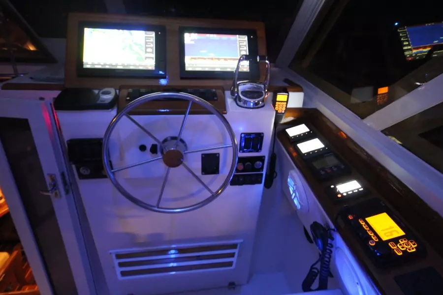 Yellow Dog 35ft Viking Yacht For Sale