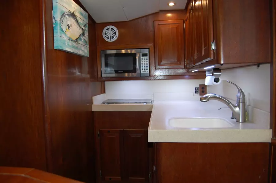 Yellow Dog 35ft Viking Yacht For Sale