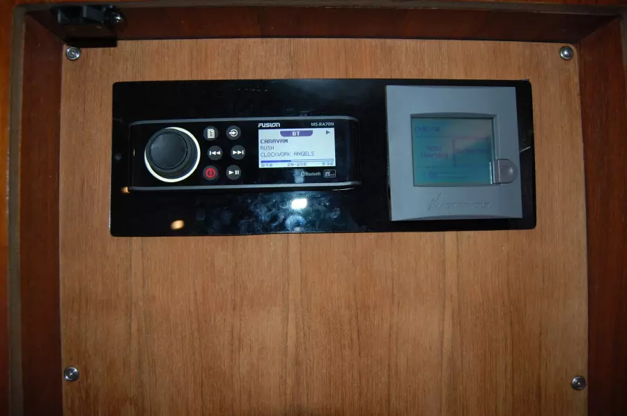 Yellow Dog 35ft Viking Yacht For Sale