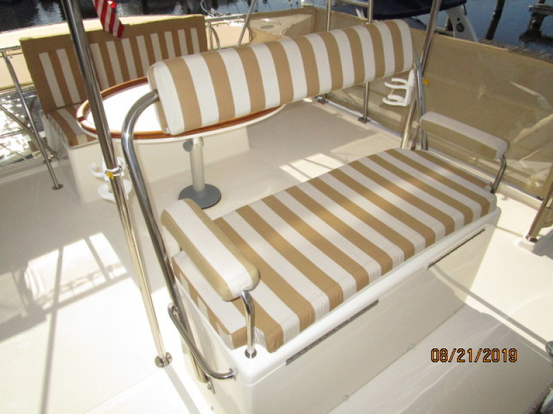 2007 Endeavour "40" Trawler Cat