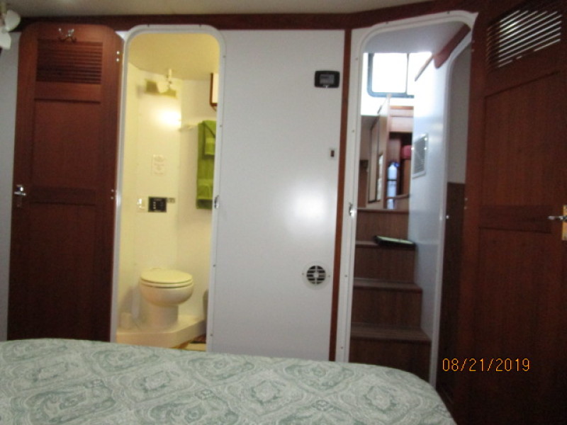 2007 Endeavour "40" Trawler Cat