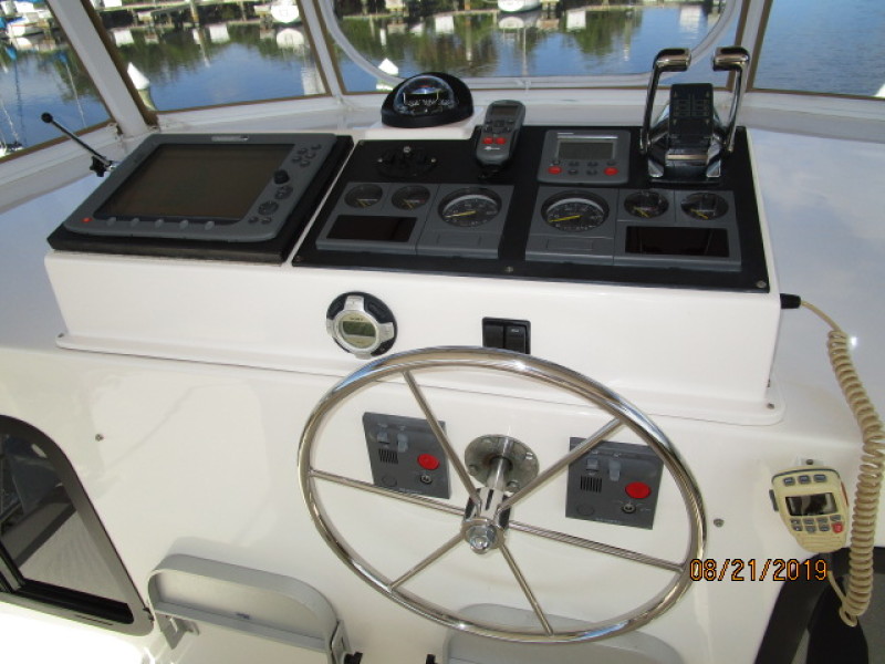 2007 Endeavour "40" Trawler Cat