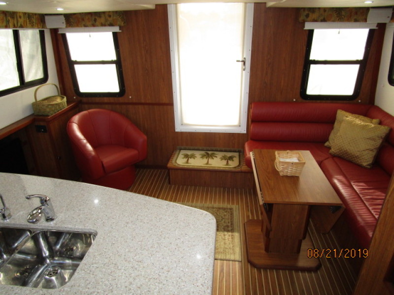 2007 Endeavour "40" Trawler Cat
