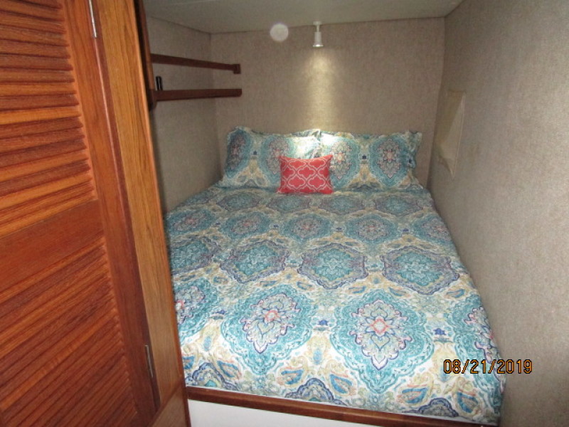 2007 Endeavour "40" Trawler Cat