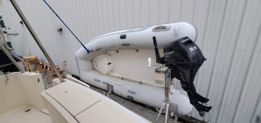 2004 Mainship 400