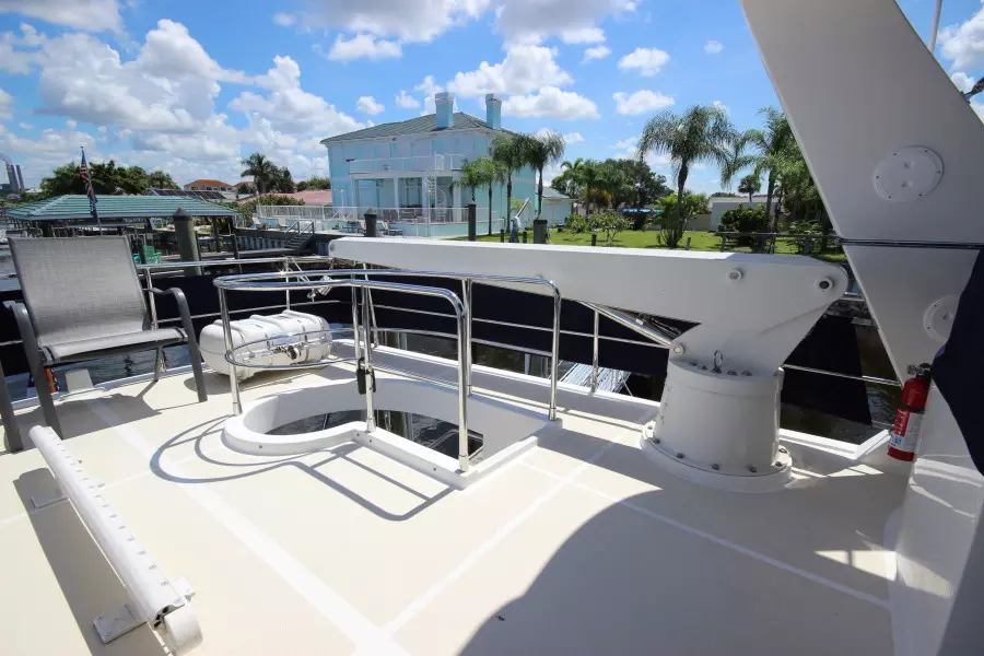 2003 Selene 53 Ocean Trawler - Davit