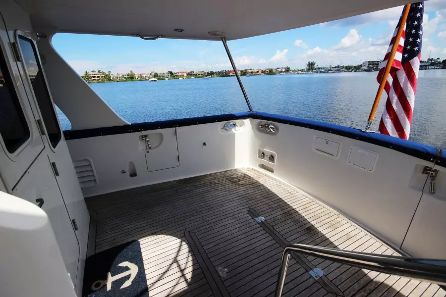 2003 Selene 53 Ocean Trawler - Cockpit