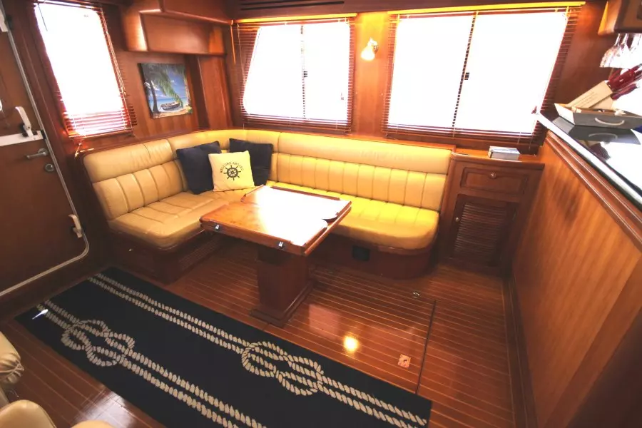 2003 Selene 53 Ocean Trawler - Salon