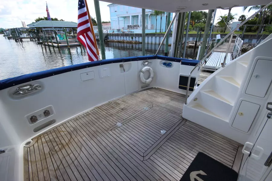2003 Selene 53 Ocean Trawler - Cockpit